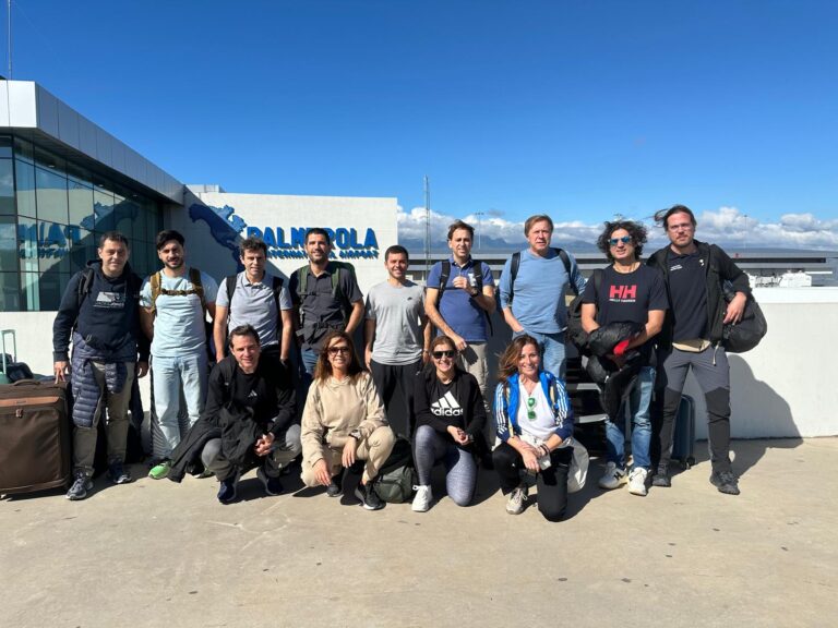 Foto de grupo del equipo de PSF en el aeropuerto al regreso de Honduras