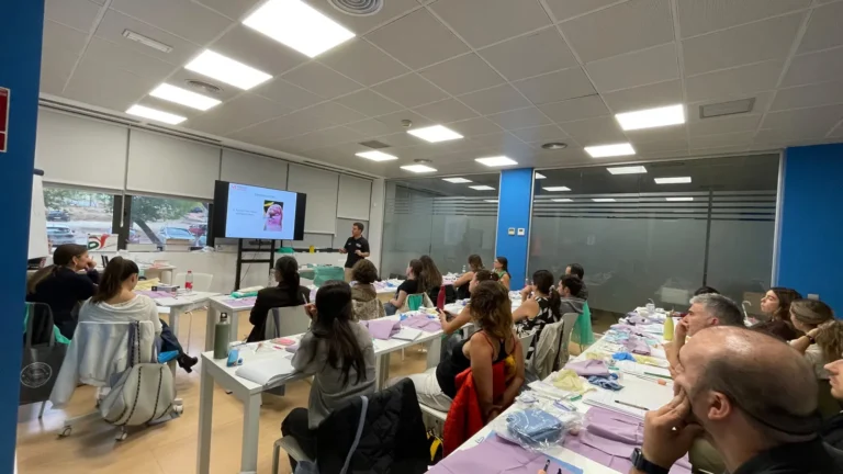 Aula de la sede de PRIM en Madrid durante la 2.ª edición del curso de Cirugía ungueal de PSF Academy